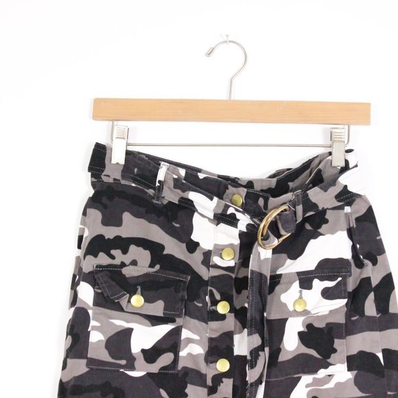 Urban Heritage Black & Brown Camo Mini Skirt - Picture 3 of 5